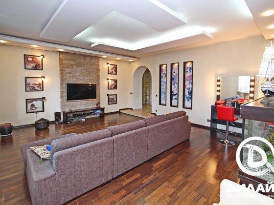 Добротный дом на Бородинском 496 м2