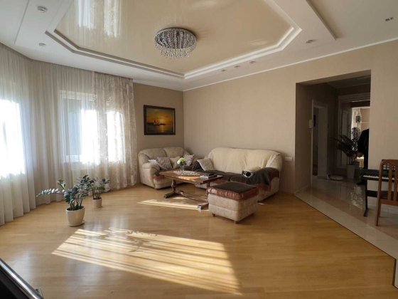 Продаж чудового будинка по вул. Варшавська ближній центр Львов