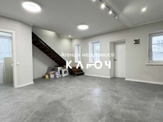 Продаж будинку біля 26 школи, р-н пʼять/пʼять Кропивницкий