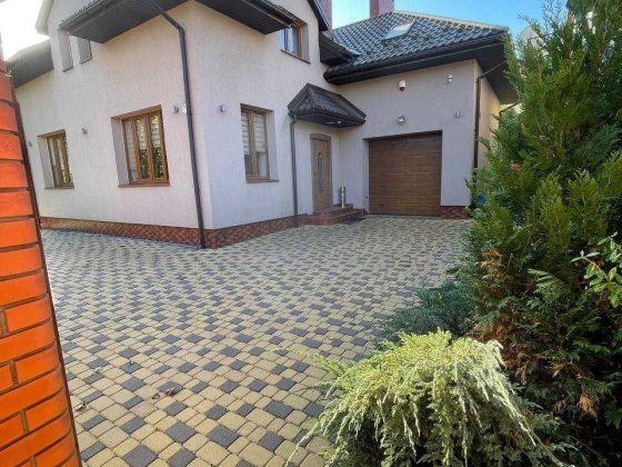 Продаж 2 поверхового будинку Львів, Личаківський р-н, вул. Бахматюка Львов