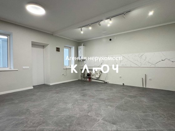 Продаж будинку на п’ять - п’ять біля школи 26 Кропивницкий