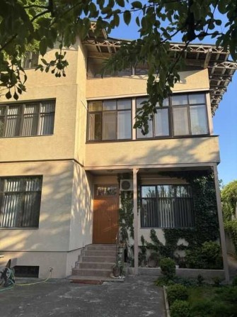 Дом -355 метров. 7 соток. Ремонт. ул. Гаршина. 12 ст.Б.Фонтана - фото 1