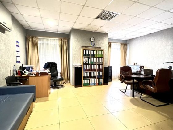 Продаж будинку р-н Новомиколаівки під бізнес Кропивницкий