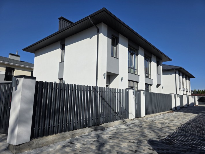 Продам дуплекс в с. Петропавлівська Борщагівка, від Власника. - фото 1