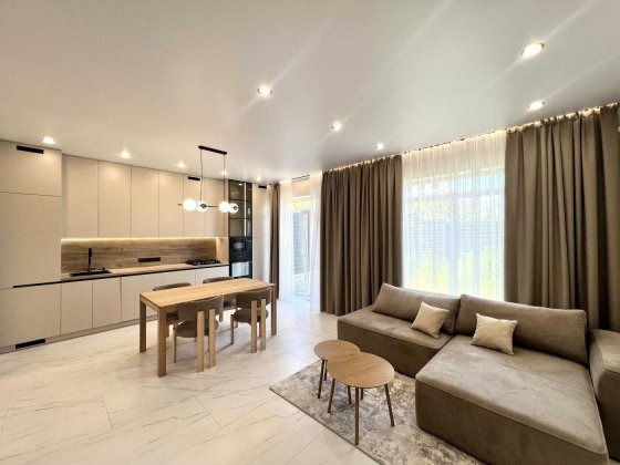 Таунхаус з ремонтом! Центральні комунікації ГАЗ! Софіївська Борщагівка Софіївська Борщагівка