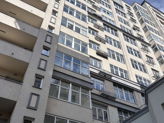 Продам 3-к квартиру вул. Краківська вул.4б Дніпровський район Київ