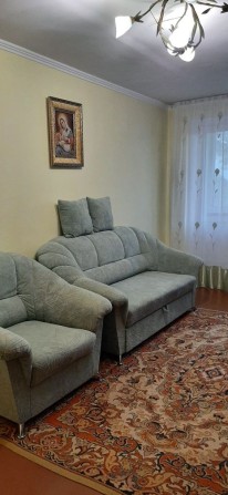 Здається в оренду квартира на довготривалий термін по вул.Довженка 8 - фото 1