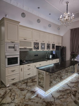 Стильный авторский дом  в Царском Селе ! Дорогой новый ремонт! Бассейн - фото 1