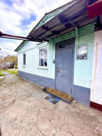 Продам часть дома.конный  рынок, 10 мин метро . За уневермагом - фото 1
