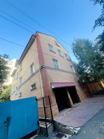 Дом 10 соток/полный пакет док-в/тупик Леванеского/ТОРГ - фото 1