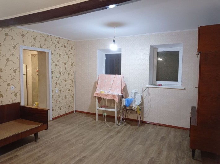 Продам Дом в Матвеевке - 3 комн.; раздельные; в/у; незаконч., ремонт. - фото 1
