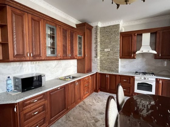 Оренда 2х кімнатної квартири в ЖК Річ Таун Буча