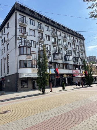 Оренда 2-кім квартири в самому центрі міста по вулиці Проскурівська 45 - фото 1