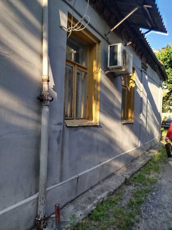 Продам часть будинку біля метро Спортивна - фото 1