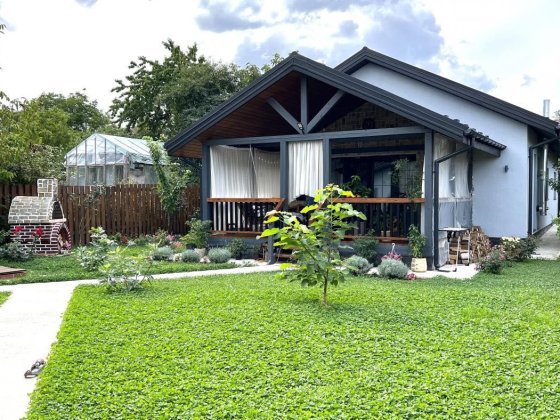 Будинок біля озера! 7 соток землі, гараж. Петропавлівська Борщагівка Петропавловская Борщаговка