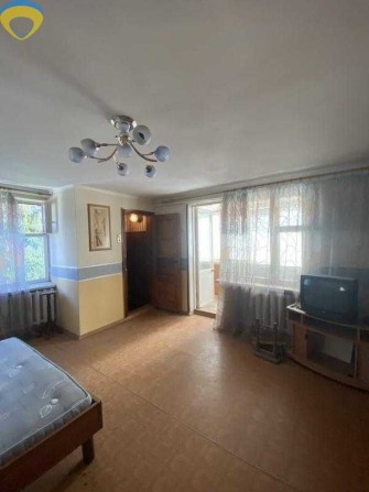 Небольшой дом с гостевым домиком рядом с парком 411-й батареи - фото 1