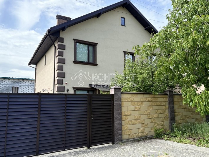 Продаж 2х поверх буд Олексіївка вул Штурмова 154 м2 6 сот єВідновлення - фото 1