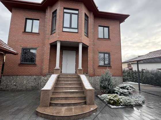 Продаж будинку Софіївська Борщагівка 370 кв.м по вулиці Січова Софиевская Борщаговка