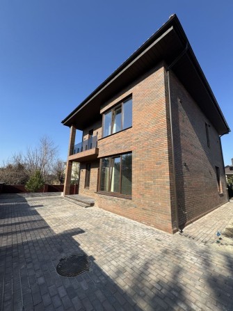 Будинок з центральними комунікаціями ‼️ 500 м. до Києва ! - фото 1