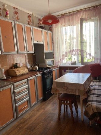 Здам в оренду 2к квартиру по вул Чорних Запорожців (Леваневського) - фото 1