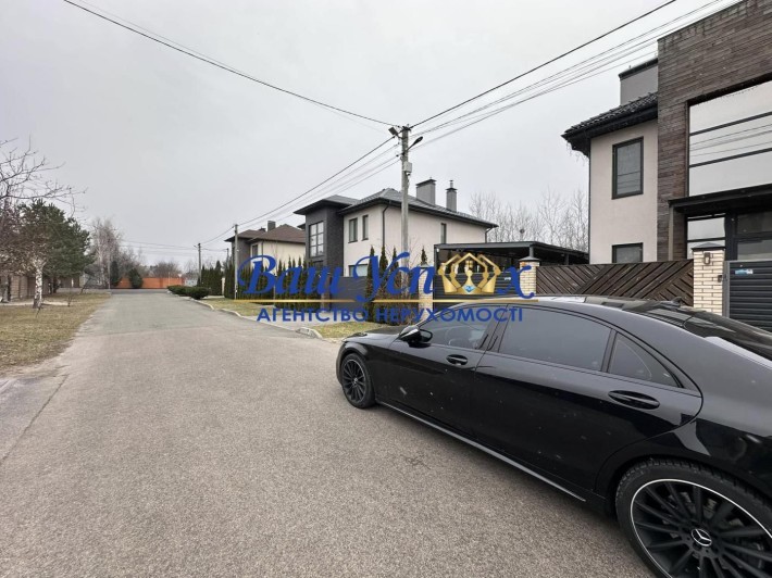 Продажа дома с ремонтом Петропавловская борщаговка . - фото 1