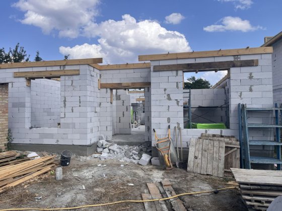 Одноповерховий будинок 140 кв.м/ 5,5 сот, с.Петропавлівська Борщагівка Петропавловская Борщаговка