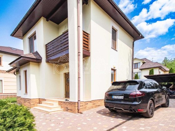 Продам 2-поверховий будинок на Флоринці Харьков