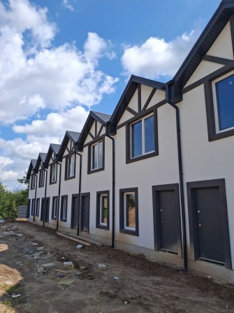 Таун 90м2 з підвалом | Газ | 2 км до Києва | Від забудовника - фото 1