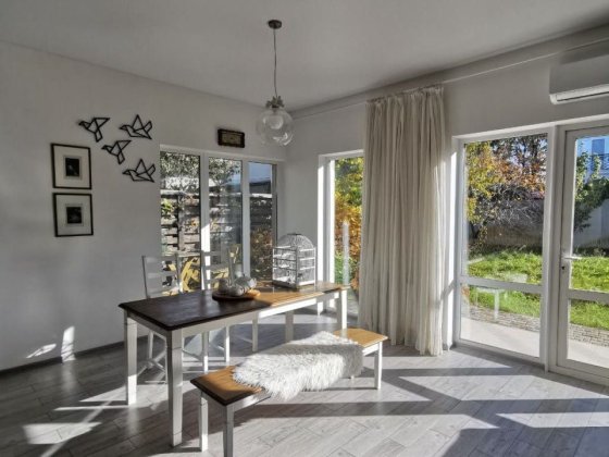 Будинок з класним РЕМОНТОМ в ЦЕНТРІ Петропавловская Борщаговка