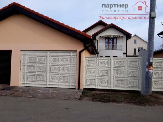 Купите  дом  в самом центре Червоного хутора! Одеса