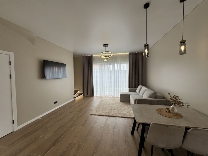 Продаж таунхаус Петропавлівська Борщігівка з ремонтом без комісії - фото 1