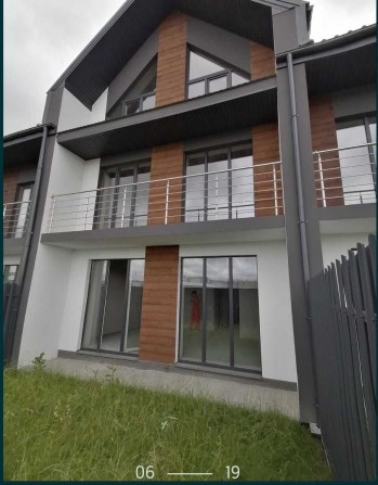 С чистовой отделкой котлом генератором и видеонаблюдением - фото 1