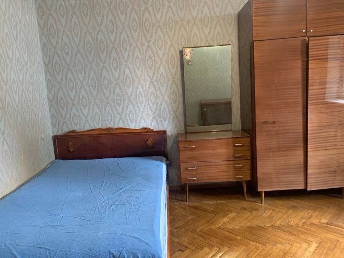 Оренда трьох кімнатноі квартири в центрі - фото 1