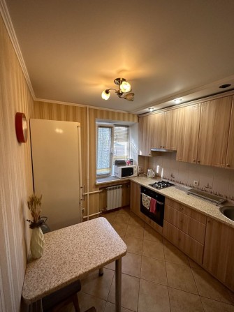 2-х кімнатна в центрі - фото 1