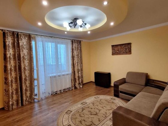 Здається 3 к квартира ,н/б з паркомісцем і коморою, вул Стуса- Арсен Ивано-Франковск