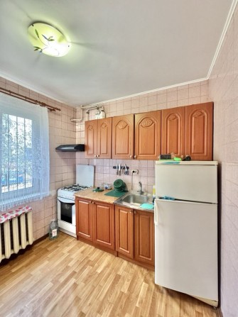 3-кімн. в р-ні пр. Лушпи з технікою і меблями на 1 поверсі - фото 1