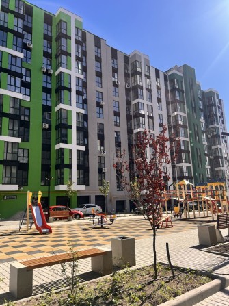 2 кімнатна квартира в новому Жк закритого типу з гаражем - фото 1