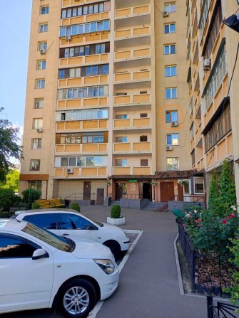 Здам 2-х кімнатну квартиру в довгострокову оренду, на  метро Позняки - фото 1
