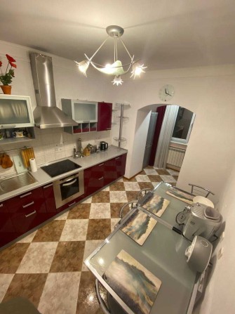 Аренда 2х к на Позняках  біля метро. Драгоманова 31 в - фото 1