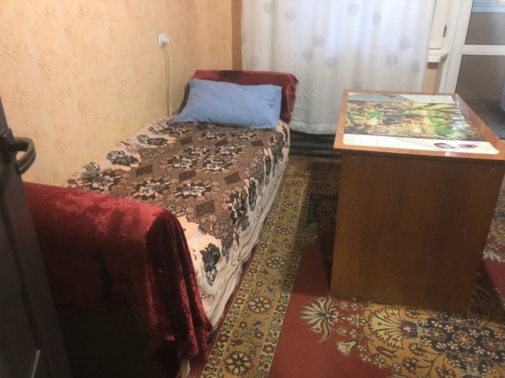Сдаеться комната с мебелью и Wi-Fi - фото 1