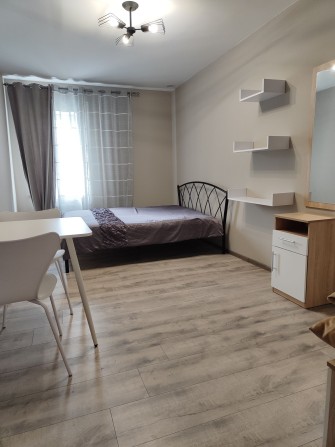 Кавалерка- номер  для проживания - фото 1