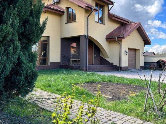 Рідкісна пропозиція. Будинок в оренду в Івано-франківську Івано-Франківськ