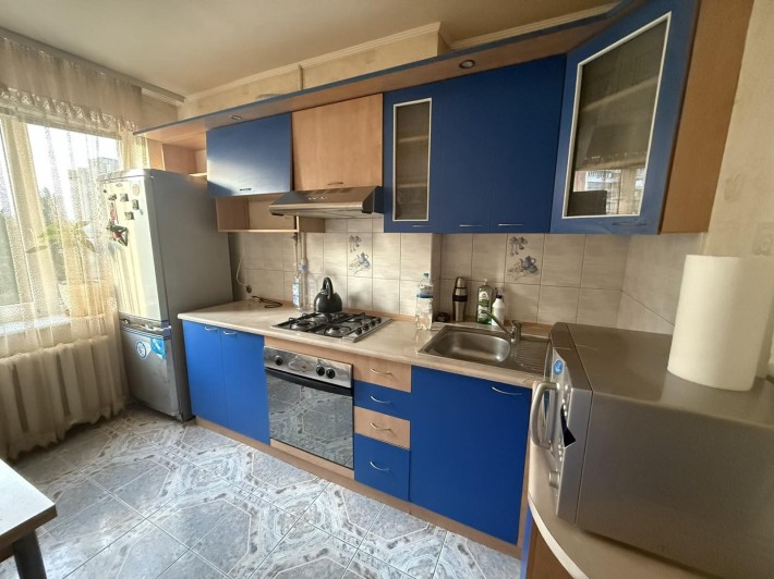 Срочно! Сдам 3х комнатную квартиру на Победе 5 - фото 1
