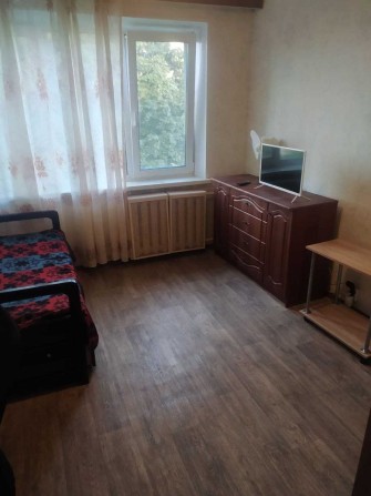 Аренда.Сдам комнату парню возле метро Дарница без комиссии. - фото 1