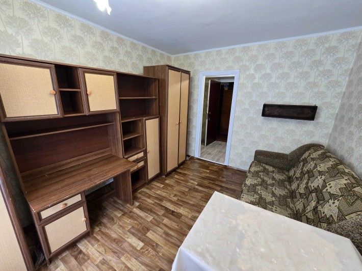 Здається кімн. в гурт.по вул.Зулінського в р-ні Київської,читайте опис - фото 1