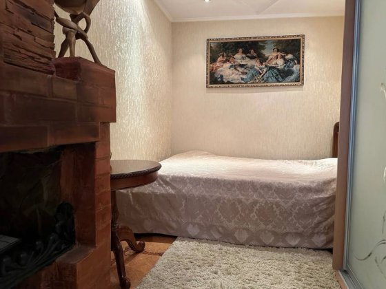 Здається кімната в центрі (тільки для дівчат) Одеса