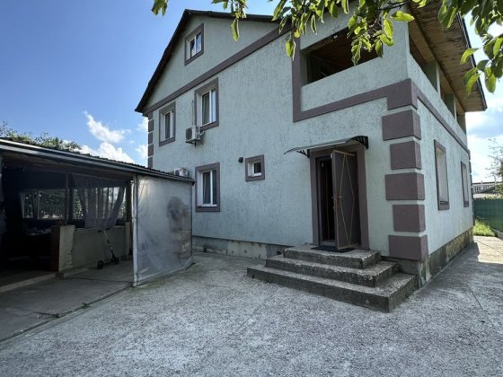 Оренда будинку. Дарницький, Коцюбинського 35 Київ