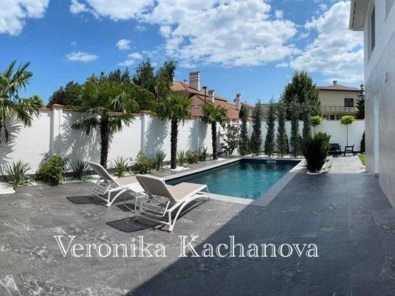 Аренда нового дома в Совиньоне, бассейн Одеса