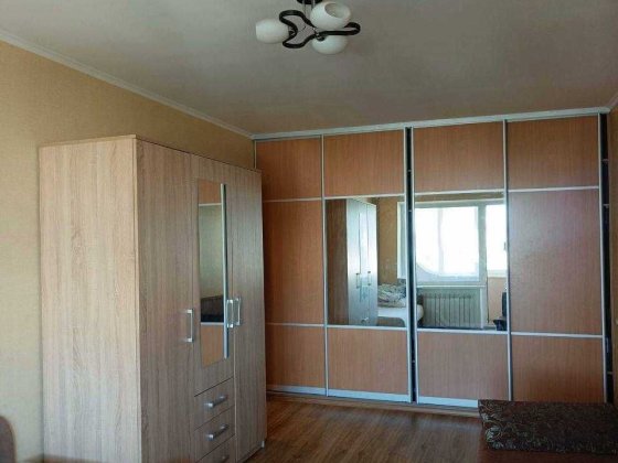 Продам 2 кімн. 54 м2 ЖМ Перемога (б. Слави) ТОП ЛОКАЦІЯ ремонт