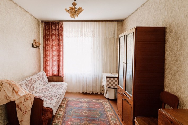 Продам кімнату в гуртожитку в тихому центрі - фото 1